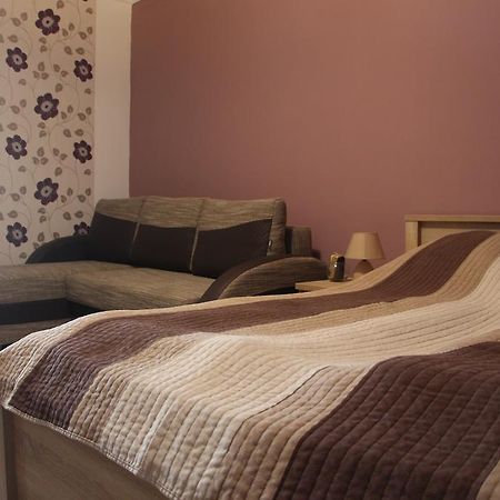 Verona Apartman Szeged Ngoại thất bức ảnh