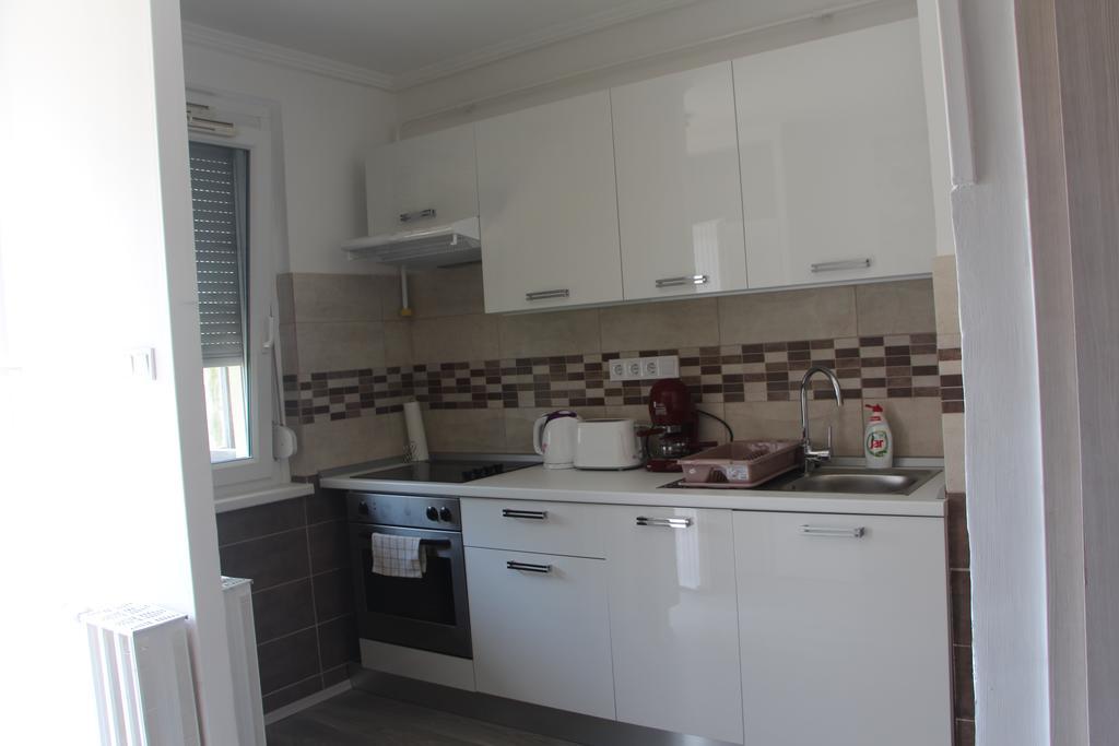 Verona Apartman Szeged Ngoại thất bức ảnh