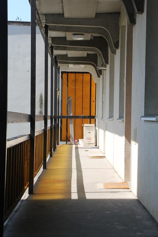 Verona Apartman Szeged Ngoại thất bức ảnh